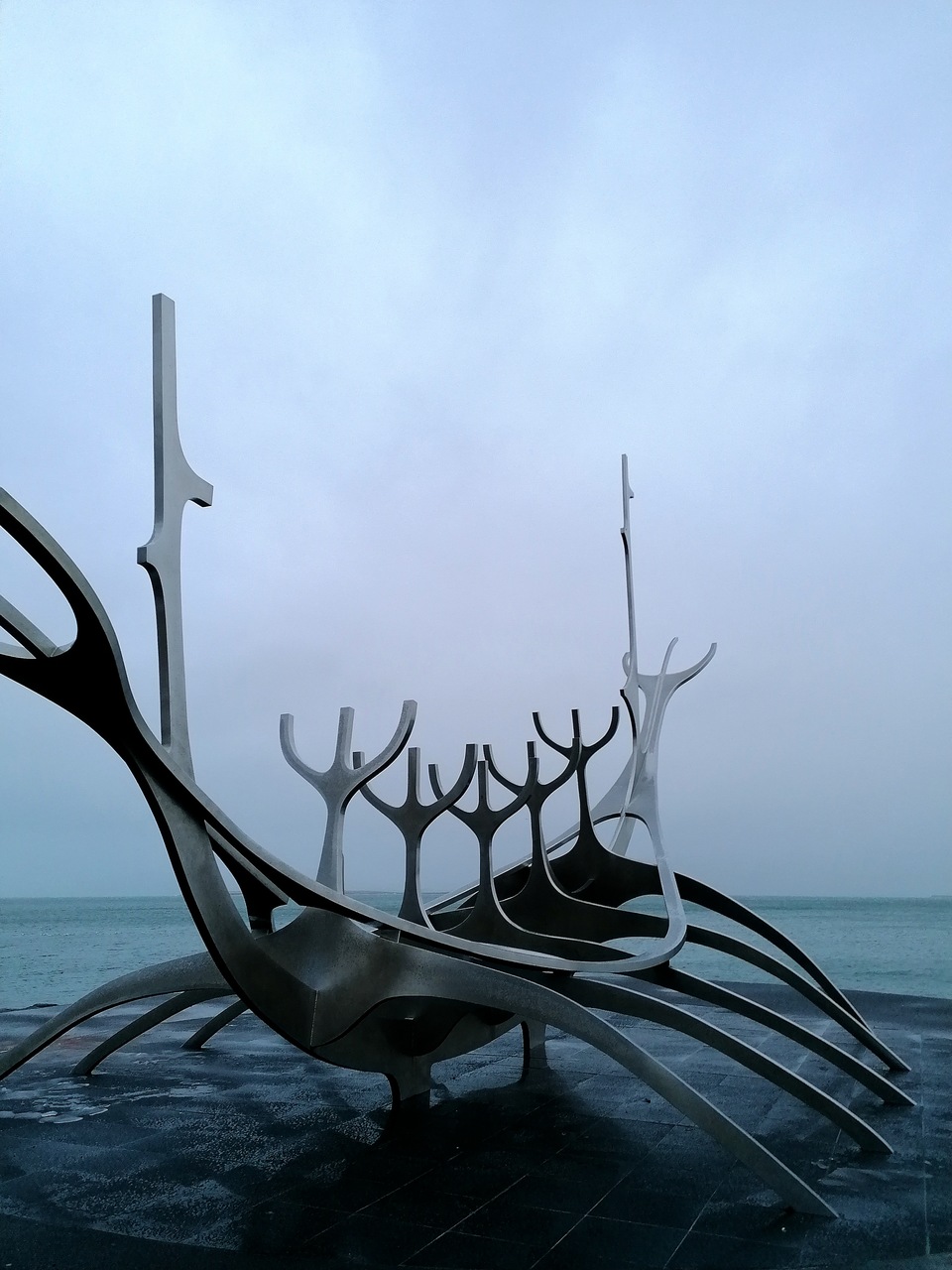 THE SUN VOYAGER